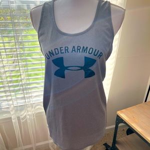UNDER ARMOUR - Grey Tank